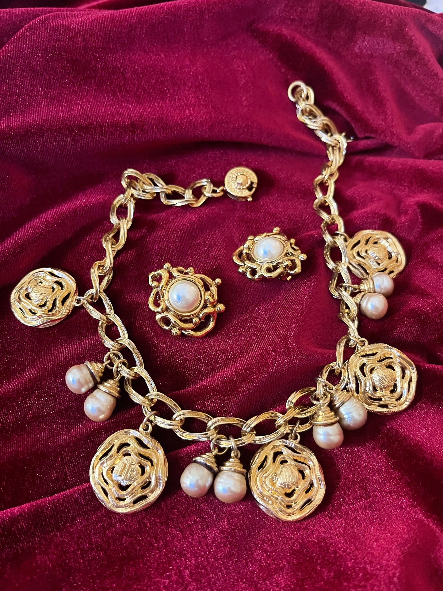 👑 COUTURE ELEGANCE: Jean Louis Scherrer 1980s Gold Plated Baroque Pearl Clip-On Earrings