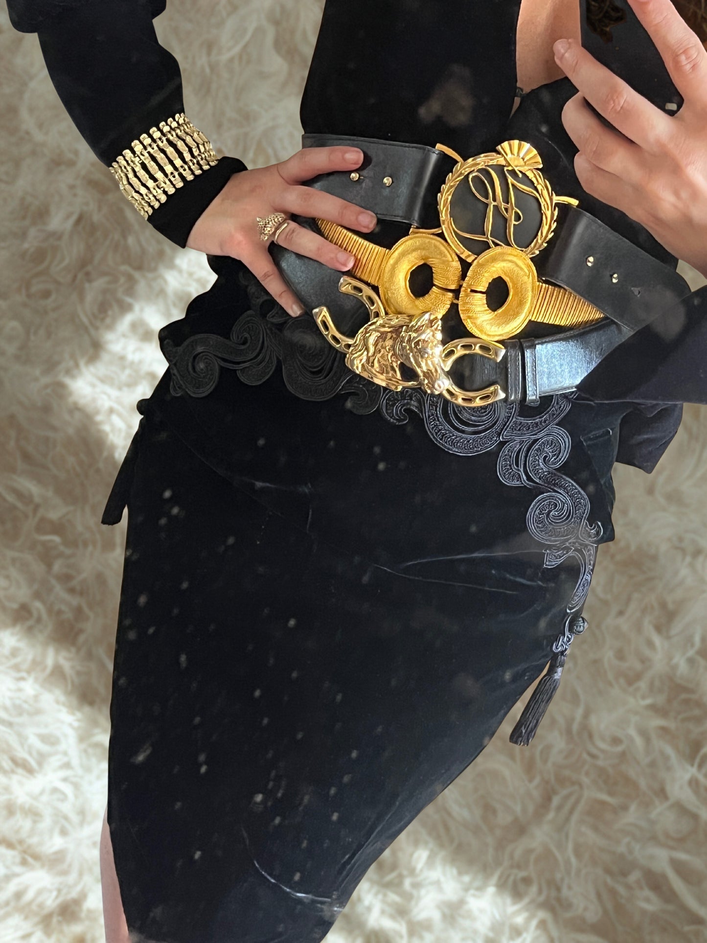 π VERSATILE LUXURY: Kenneth Jay Lane 1980s Gold Belt - Necklace Transformation