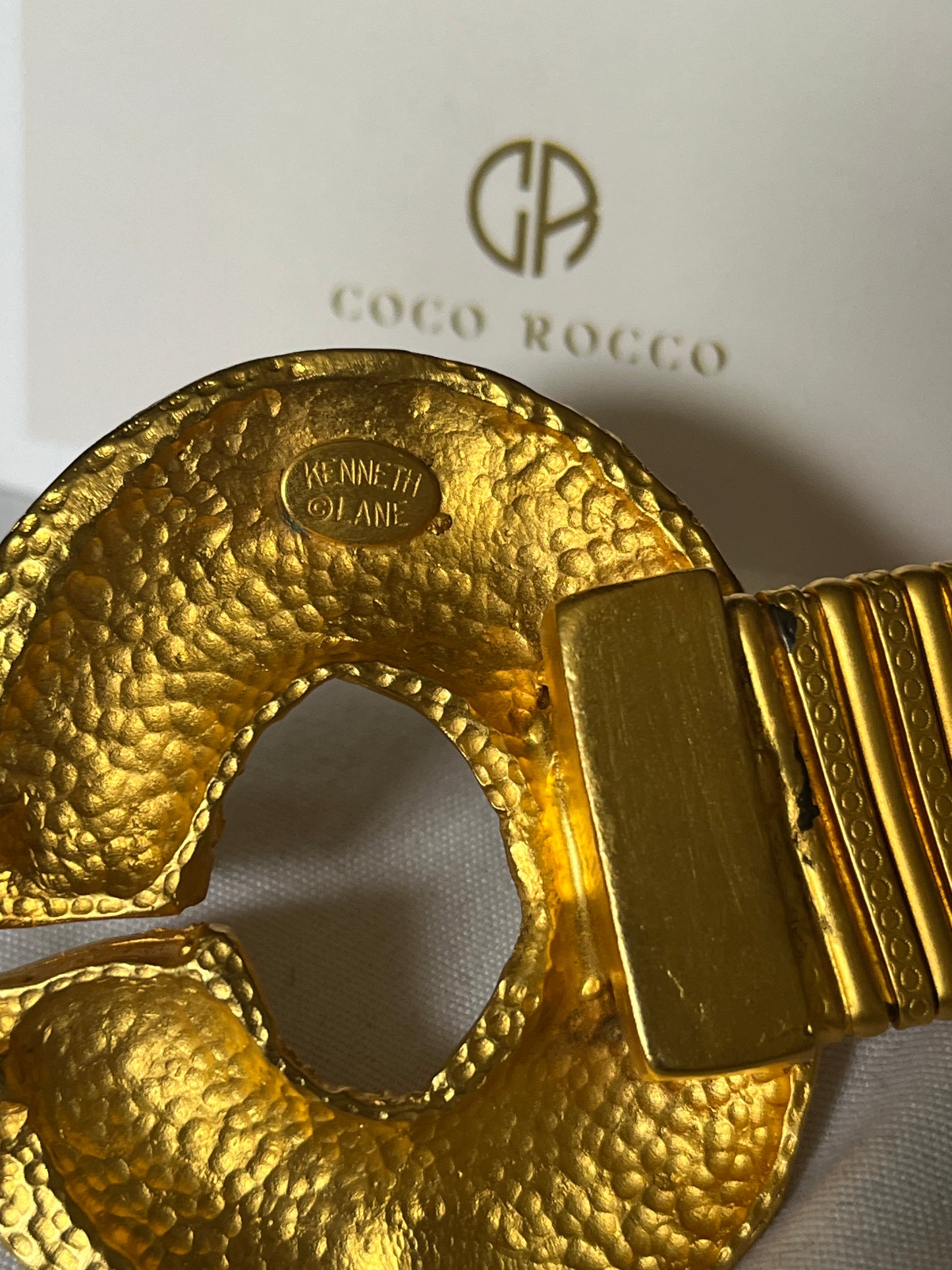 π VERSATILE LUXURY: Kenneth Jay Lane 1980s Gold Belt - Necklace Transformation
