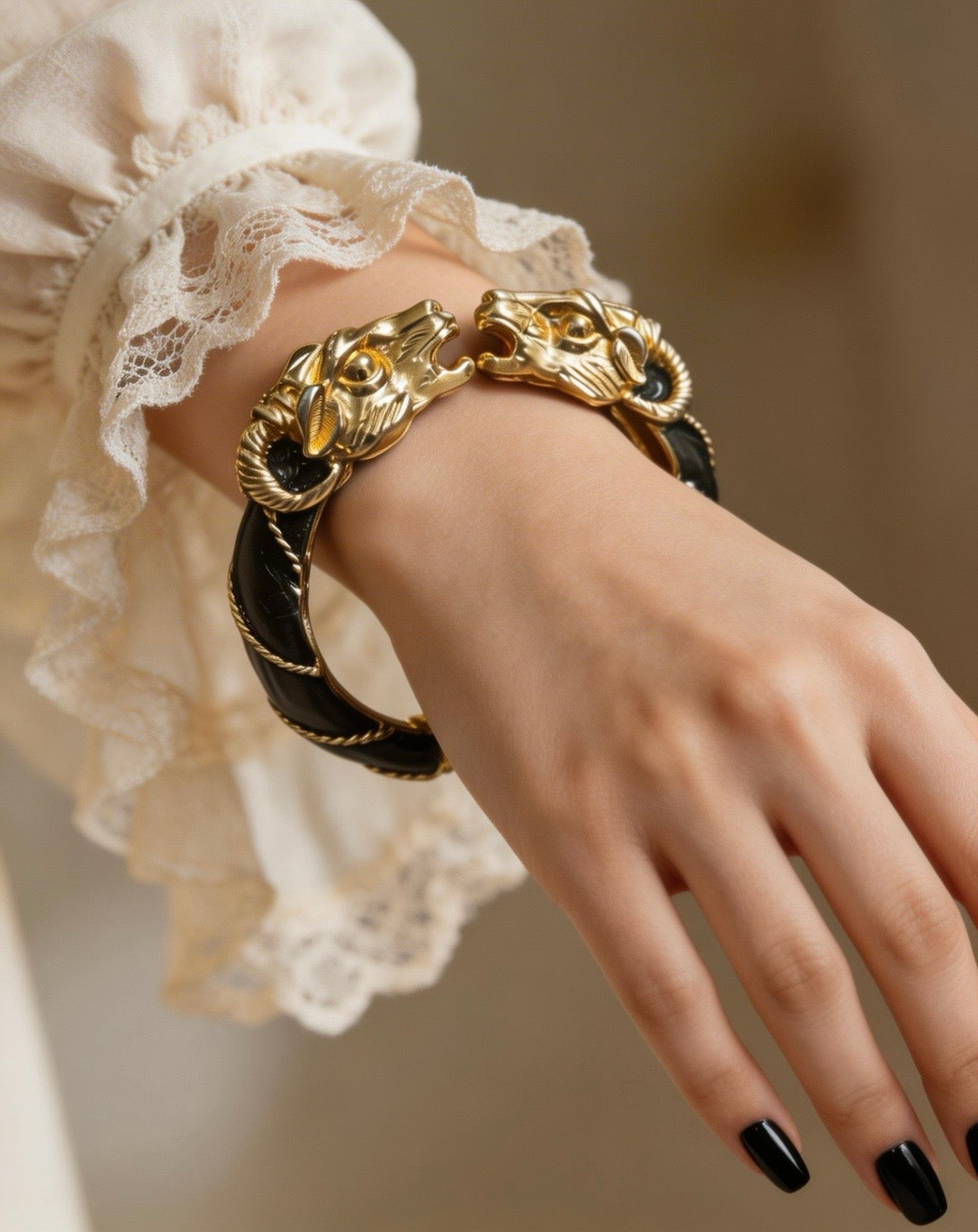 🐏 POWER STATEMENT: David Stannard 1980s Sculptural Rams Head Bracelet - Black Enamel & Gold