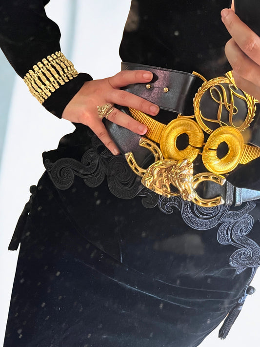 🔄 VERSATILE LUXURY: Kenneth Jay Lane 1980s Gold Belt - Necklace Transformation