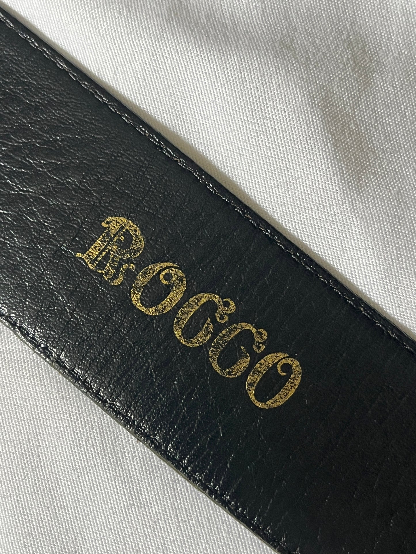 🐎 EQUESTRIAN ELEGANCE: 1980s Vintage Horse Head Buckle Belt - Statement Leather Accessory