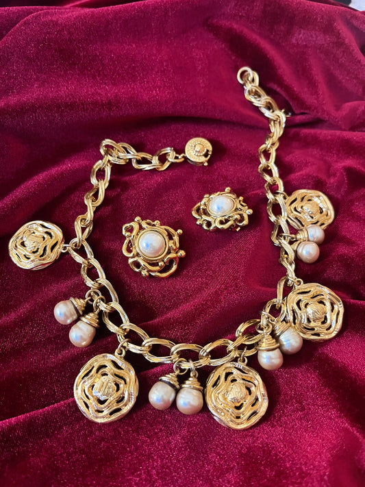 👑 COUTURE STATEMENT: Jean Louis Scherrer 1980s Gold Plated Medallion & Pearl Choker Necklace